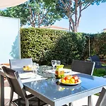 Appartement A13 - Staywiz Us -1 Bdr Garden Floor Fontonne - Ac, Pool & Parking *