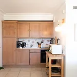 Appartement A13 - Staywiz Us -1 Bdr Garden Floor Fontonne - Ac, Pool & Parking *