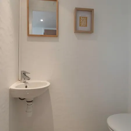 شقة A13 - 1 Bdr Garden Floor Fontonne - Ac, Pool & Parking أنتيب