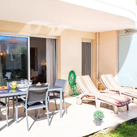 شقة A13 - 1 Bdr Garden Floor Fontonne - Ac, Pool & Parking