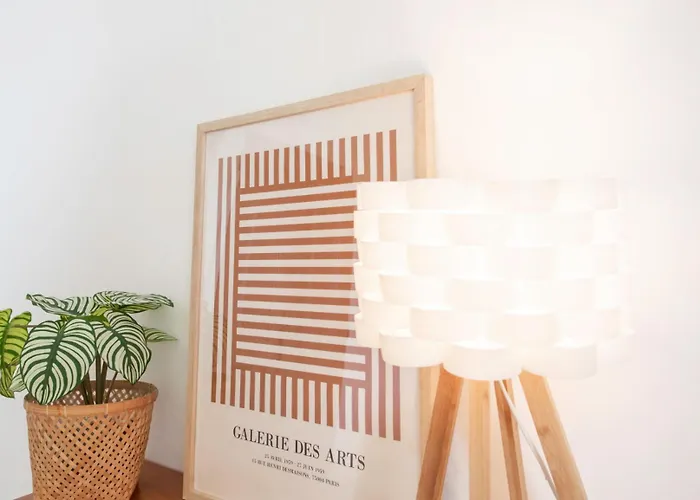 شقة A13 - 1 Bdr Garden Floor Fontonne - Ac, Pool & Parking *