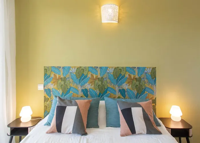 A13 - 1 Bdr Garden Floor Fontonne - Ac, Pool & Parking Apartmán Antibes