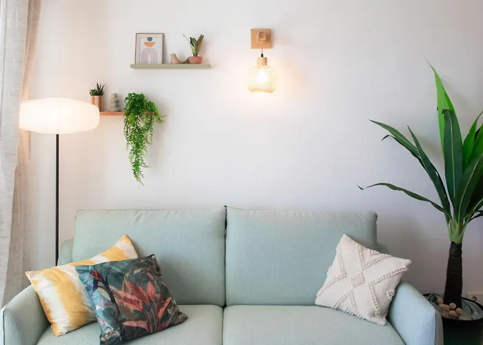 Apartmán A13 - 1 Bdr Garden Floor Fontonne - Ac, Pool & Parking Antibes